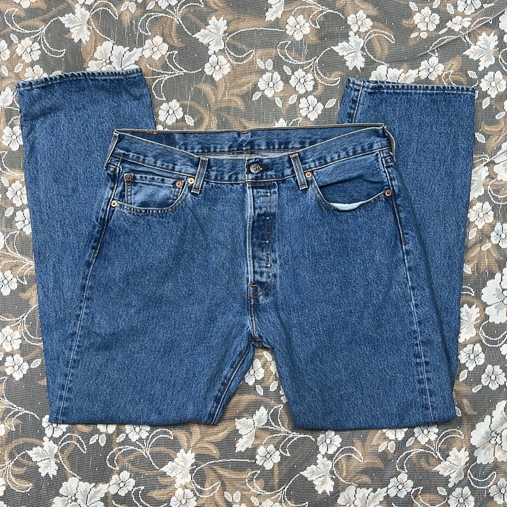 *LEVI’S BUTTON FLY 501 DENIM JEANS 34x30